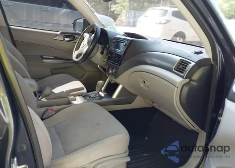 2013 Subaru Forester 2.5X Premium из США, поврежденный, VIN JF2SHADC5DH446360